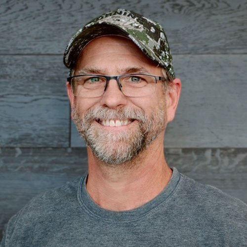 larry-project-manager-factory-flooring